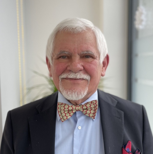 lek. med. Henryk Juszczyński